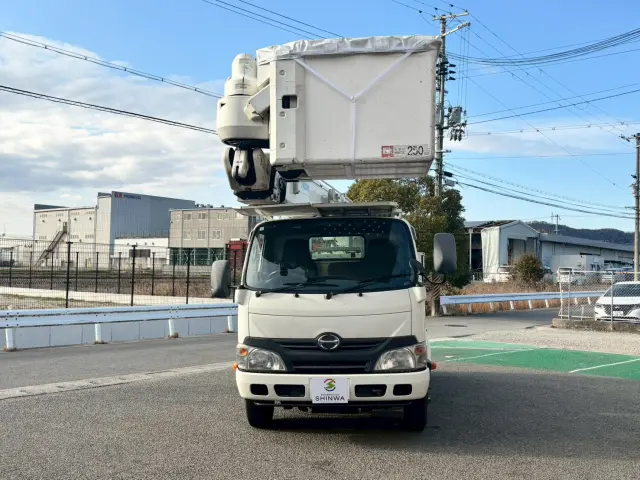 はじめまして！姫路の親和自動車です！|日野 デュトロ TKG-XZU600Fの写真2