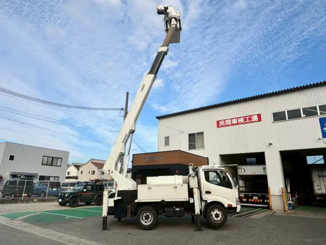 高価買取・高価下取強化中！4ｍ・6m・8m・10m・9.8ｍ・12ｍ・15ｍ・17ｍ・19ｍ・22ｍ・27ｍ・30ｍの高所作業車買取|日野 デュトロ TKG-XZU600Fの写真9