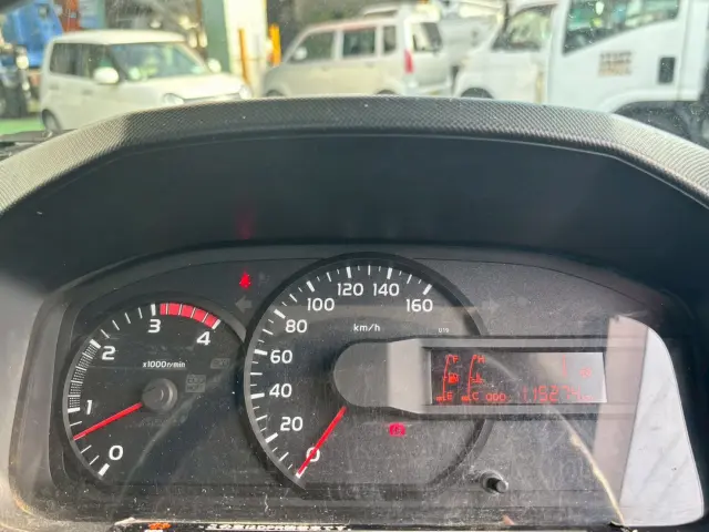 シンワジドウシャは、兵庫県下展示場にて、販売・買取・車検・整備・鈑金・保険『ワンストップサービス』をすべてのお客様にご提供いたします！|日野 デュトロ TKG-XZU600Fの写真18