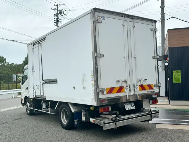 京都府、大阪府、兵庫県、奈良県、和歌山県、鳥取県、島根県、岡山県、広島県、山口県、徳島県、香川県、愛媛県、高知県、福岡県、佐賀県、長崎県、熊本県、大分県、宮崎県、鹿児島県、沖縄県|日野 デュトロ TKG-XZU710M(2WD)の写真7