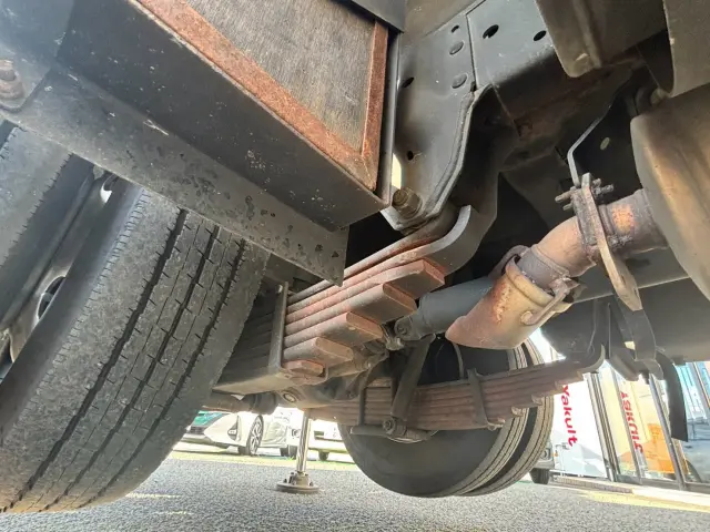 いすゞ エルフ 2RG-NKR88AN(2WD)の写真31