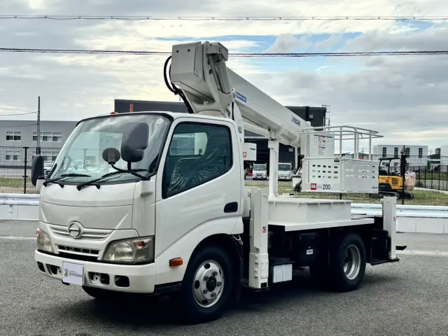 日野 デュトロ SKG-XZU600E(2WD)の写真9