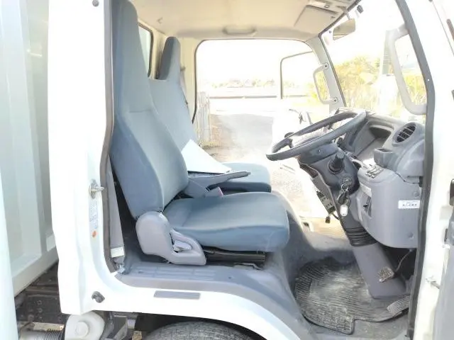 三菱 キャンター TKG-FEA50(2WD)の写真11