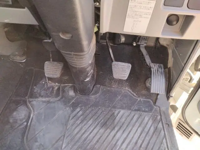 三菱 キャンター TPG-FEB50(2WD)の写真13