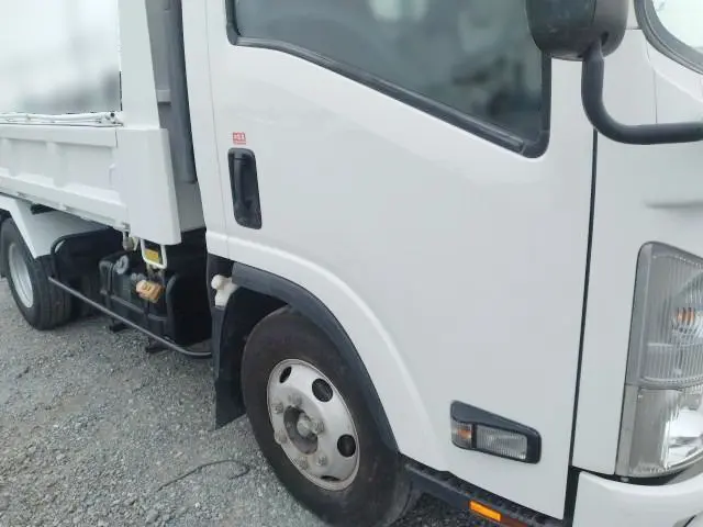 いすゞ エルフ TKG-NPR8YN(2WD)の写真17