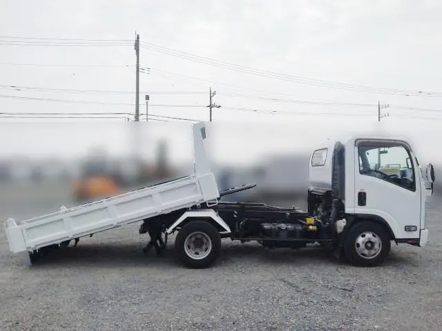 いすゞ エルフ TKG-NPR8YN(2WD)の写真22