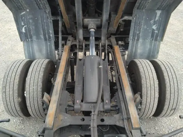 いすゞ エルフ TKG-NPR8YN(2WD)の写真34