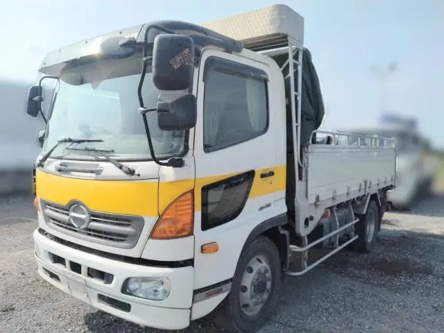 日野 レンジャー QKG-FJ7JEAA(2WD)の写真3