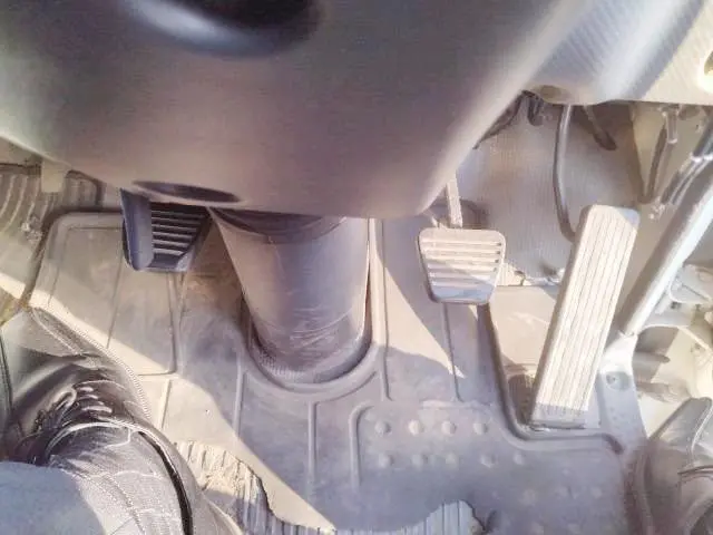 いすゞ エルフ SKG-NKR85YN(2WD)の写真17