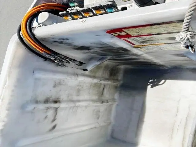 いすゞ エルフ SKG-NKR85YN(2WD)の写真30