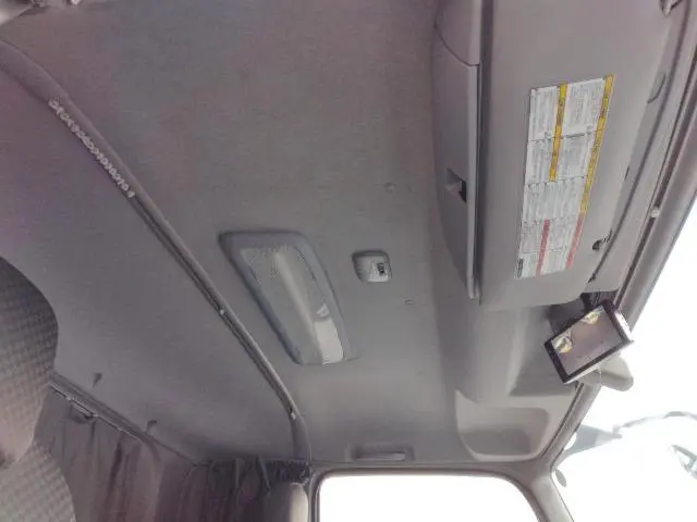 いすゞ フォワード 2RG-FRR90T2(2WD)の写真14