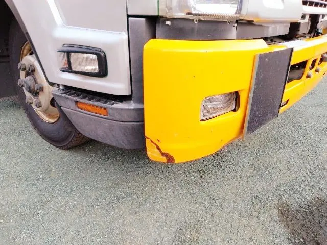 いすゞ フォワード 2RG-FRR90T2(2WD)の写真17