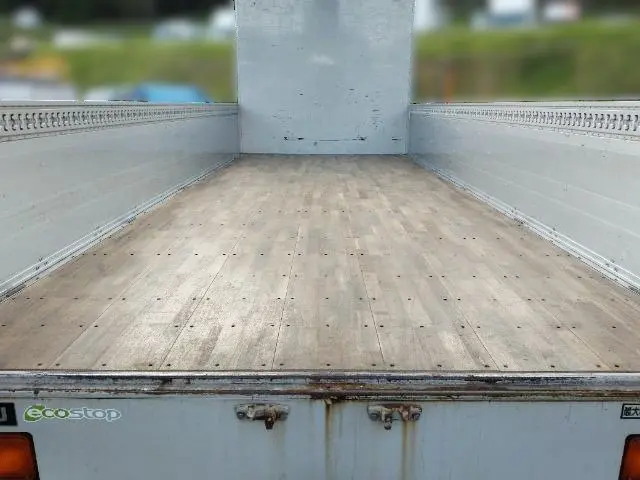 いすゞ フォワード 2RG-FRR90T2(2WD)の写真26