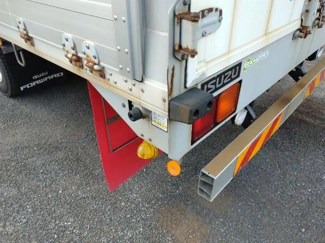 いすゞ フォワード 2RG-FRR90T2(2WD)の写真28