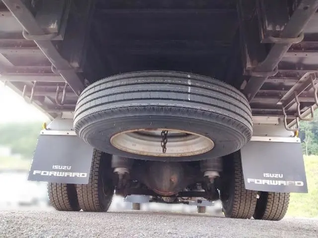 いすゞ フォワード 2RG-FRR90T2(2WD)の写真31