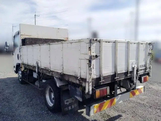 いすゞ エルフ TPG-NPR85AN(2WD)の写真6