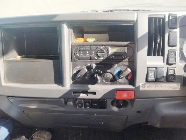 いすゞ エルフ TPG-NPR85AN(2WD)の写真9