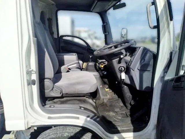 いすゞ エルフ TPG-NPR85AN(2WD)の写真13