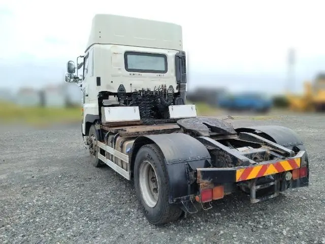 日野 プロフィア QPG-SH1EDDG(2WD)の写真6