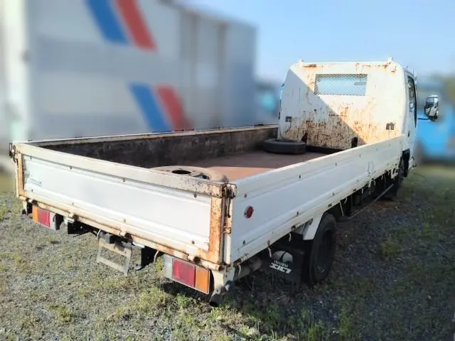 いすゞ エルフ KC-NPR66LR(2WD)の写真4