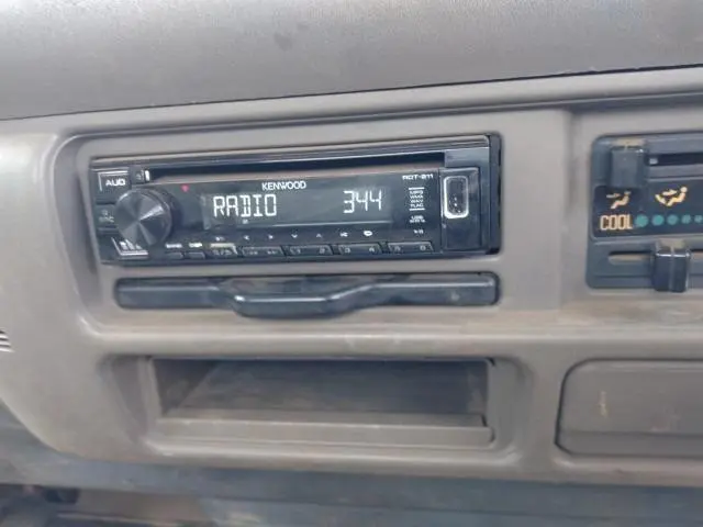 いすゞ エルフ KC-NPR66LR(2WD)の写真7