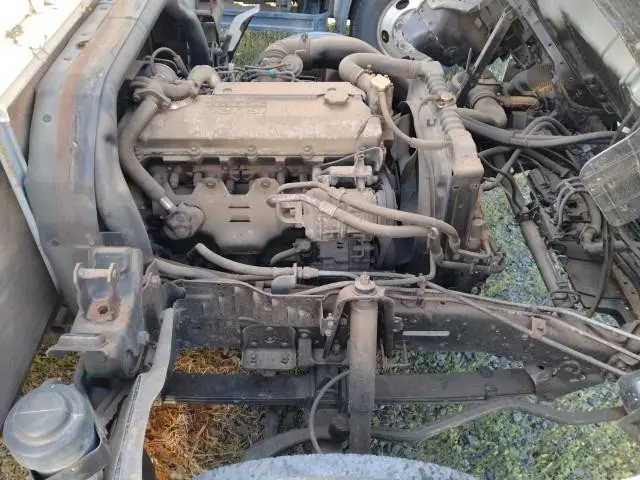 いすゞ エルフ KC-NPR66LR(2WD)の写真17