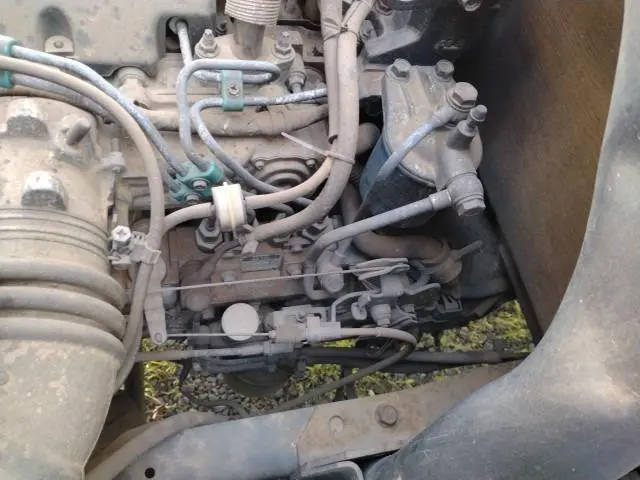 いすゞ エルフ KC-NPR66LR(2WD)の写真26