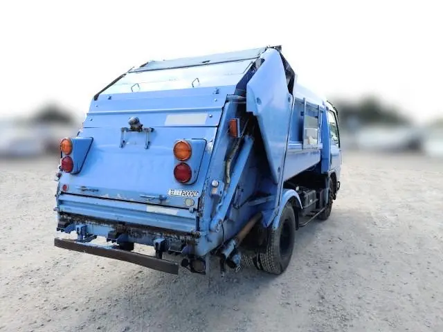 三菱 キャンター KK-FE3CB(2WD)の写真4