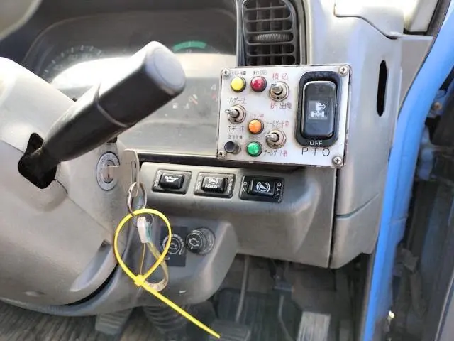 三菱 キャンター KK-FE3CB(2WD)の写真9