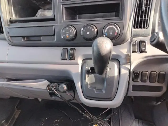三菱 キャンター TKG-FEB90(2WD)の写真11