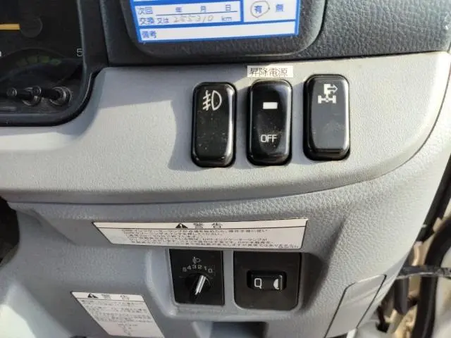 三菱 キャンター TKG-FEB90(2WD)の写真14