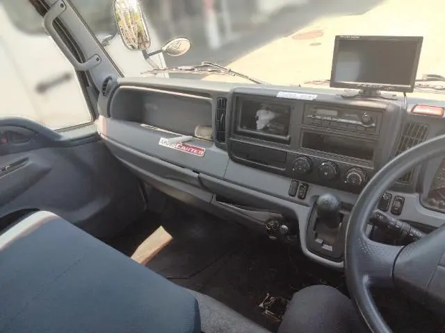 三菱 キャンター TKG-FEB90(2WD)の写真16