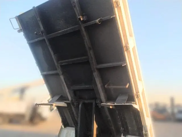 マツダ タイタン BKG-LJR85AD(2WD)の写真22