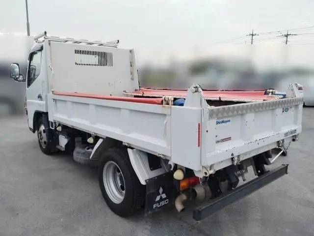 三菱 キャンター 2PG-FBA60(2WD)の写真6
