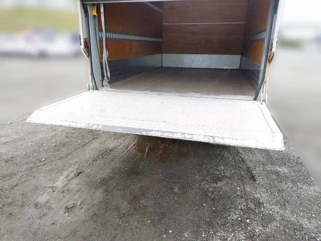 いすゞ エルフ 2RG-NMS88AN(4WD)の写真21