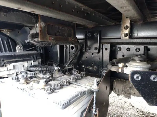 いすゞ エルフ 2RG-NMS88AN(4WD)の写真32