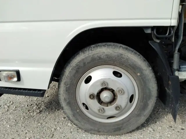 いすゞ エルフ 2RG-NKR88AD(2WD)の写真17