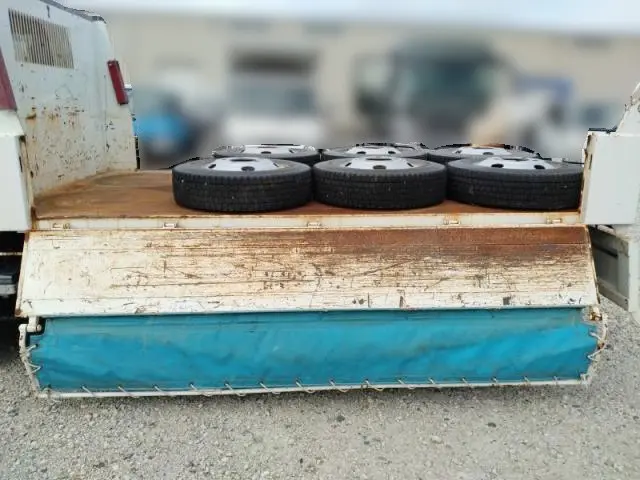 いすゞ エルフ 2RG-NKR88AD(2WD)の写真22