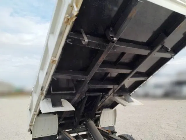 いすゞ エルフ 2RG-NKR88AD(2WD)の写真25