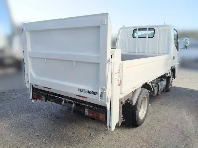 三菱 キャンター TPG-FBA00(2WD)の写真5