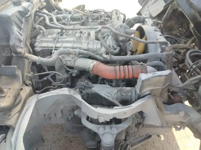 三菱 キャンター TPG-FBA00(2WD)の写真17