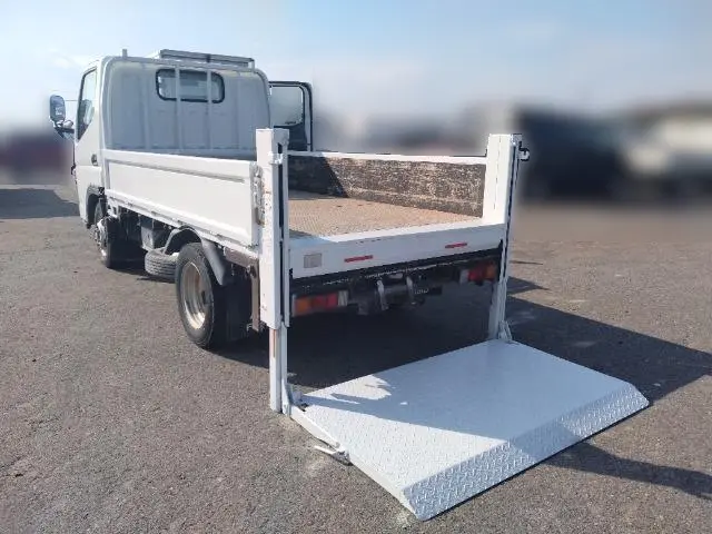 三菱 キャンター TPG-FBA00(2WD)の写真22
