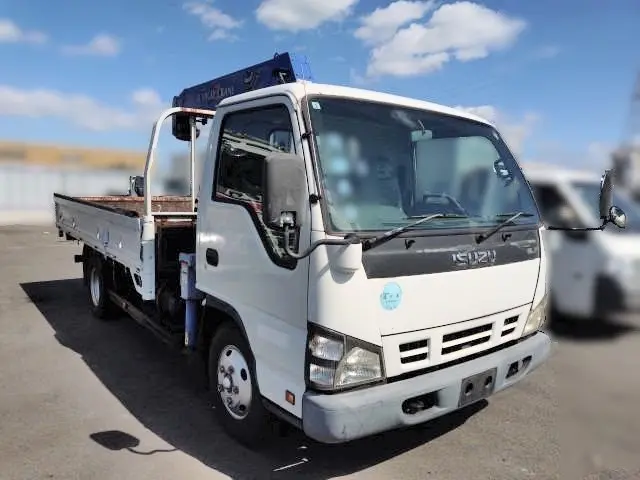 いすゞ エルフ PB-NPR81AR(2WD)の写真4