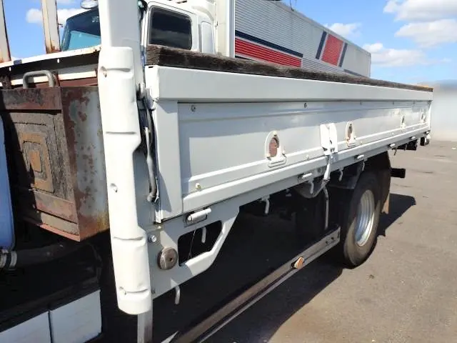 いすゞ エルフ PB-NPR81AR(2WD)の写真24