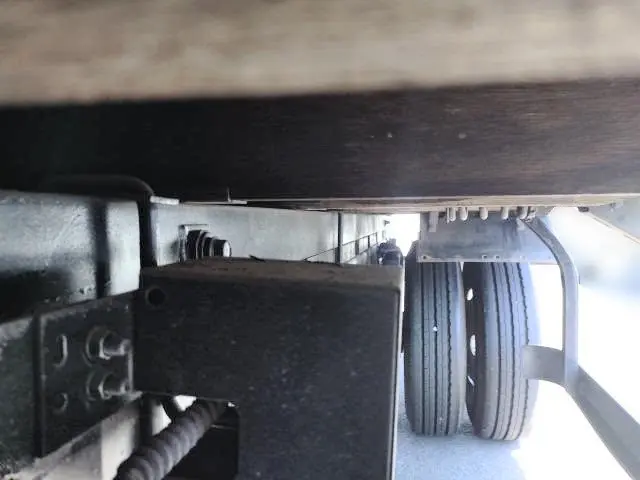 いすゞ エルフ PB-NPR81AR(2WD)の写真42