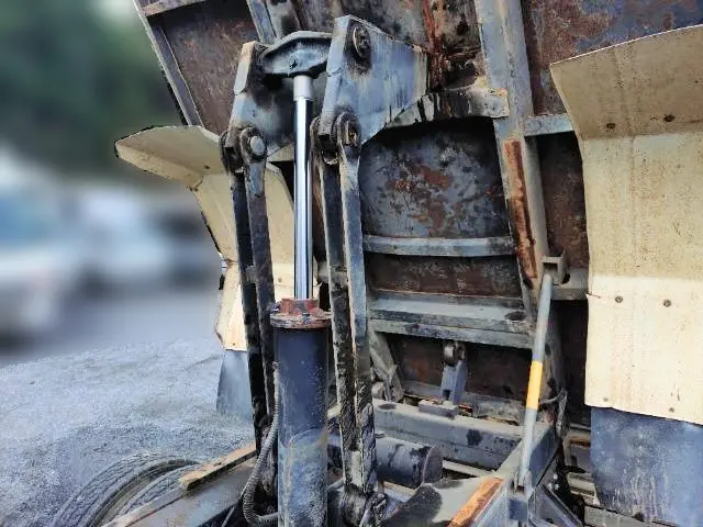 いすゞ フォワード PB-FRR35C3S(2WD)の写真20