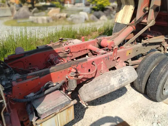 日野 デュトロ KK-XZU321T(2WD)の写真26
