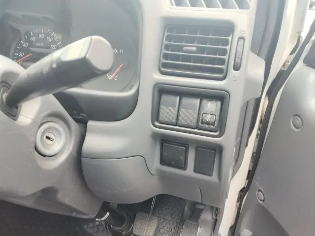 マツダ ボンゴトラック DBF-SLP2T(2WD)の写真10