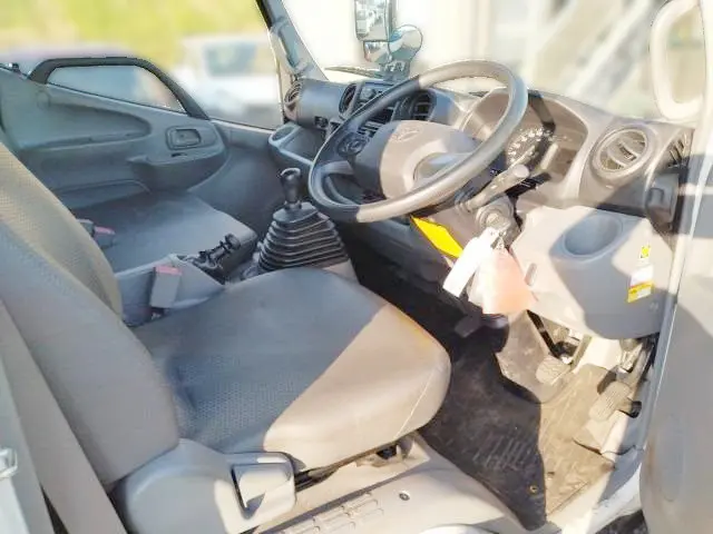 トヨタ ダイナ 2RG-XZU600T(2WD)の写真18