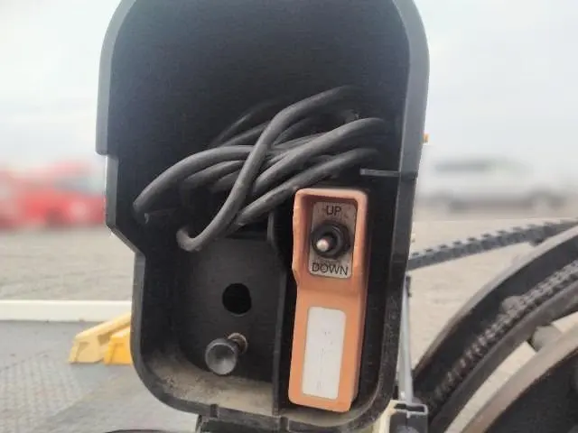 いすゞ エルフ KC-NPR70PV(2WD)の写真29